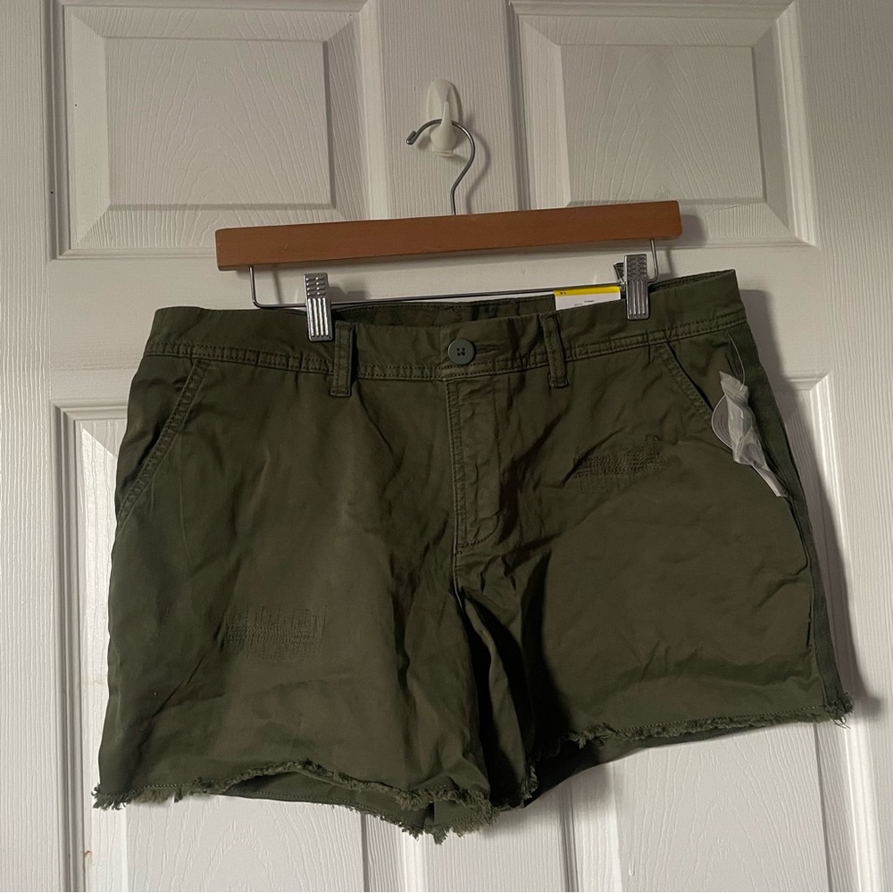 Time and Tru Olive Green Frayed Hem Women's Shorts